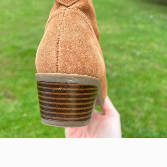 Vionic Tan Ankle Booties with Western-Inspired Design - Picture 3 of 9